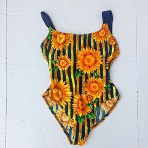 Vintage Sessa Sunflower One Piece Swim Suit-Size 8-Shelf Bra-Made In USA-90s